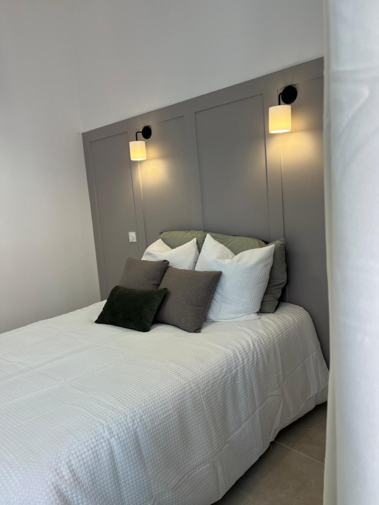 Duplex Raffine, Elegant & Climatise - La Mezz Apartment Nîmes Exterior photo